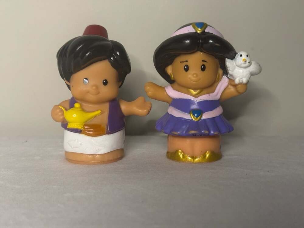 Fisher-Price Disney Princess Little People Aladdin and Jasmine Figures Set